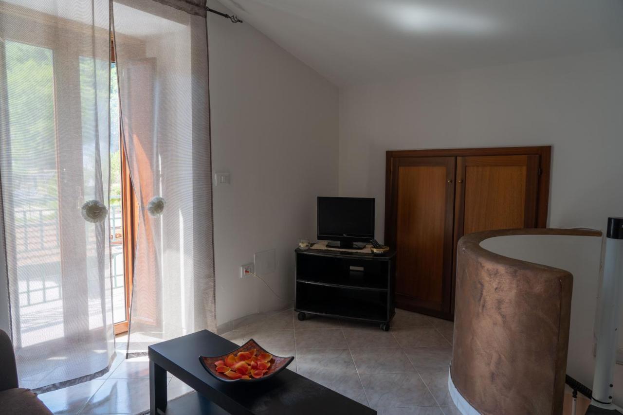 Apicella Casa Vacanze Tramonti Exterior foto